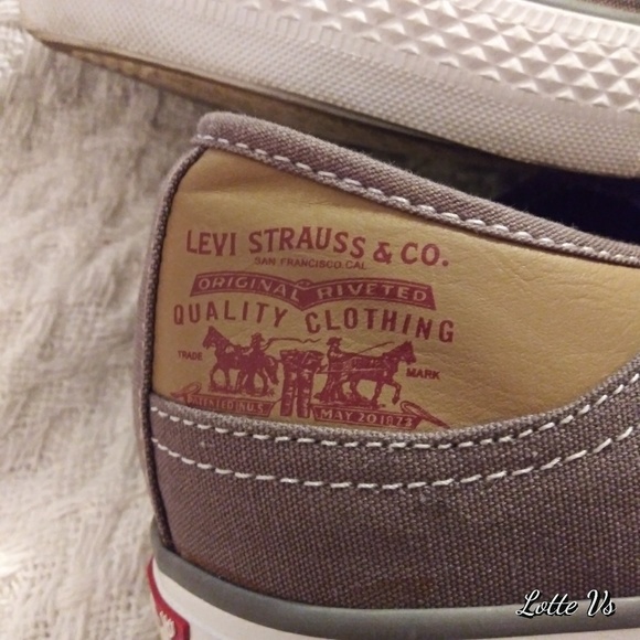 Levi's Brown Canvas Sneakers sz 11 - Picture 8 of 8